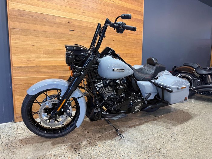 2024 Harley-Davidson Road King Special 114 (FLHRXS)