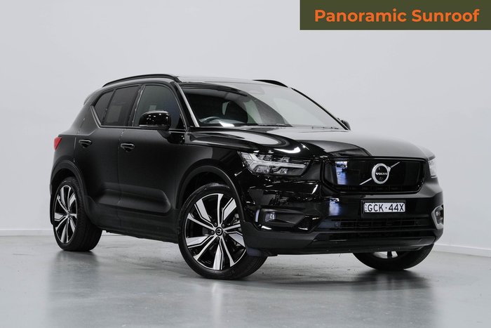 2022 Volvo XC40