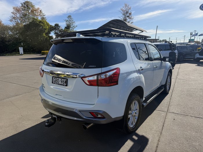 2018 Isuzu MU-X LS-T