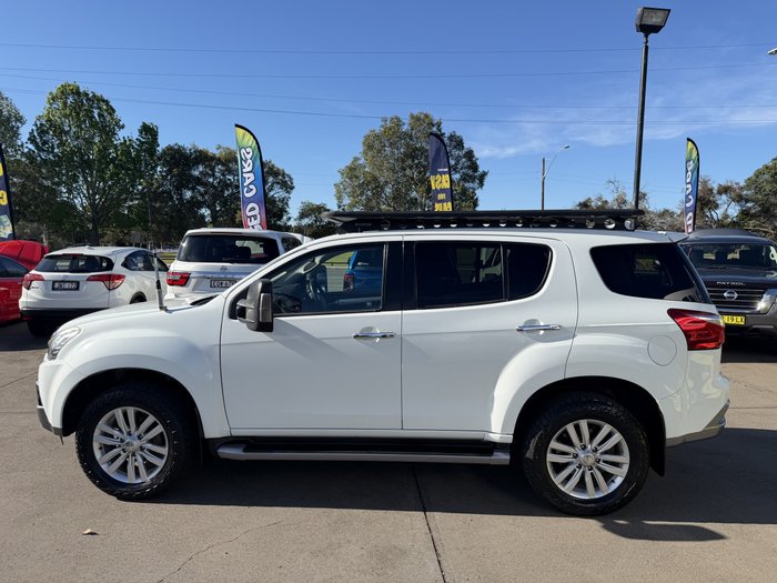2018 Isuzu MU-X LS-T