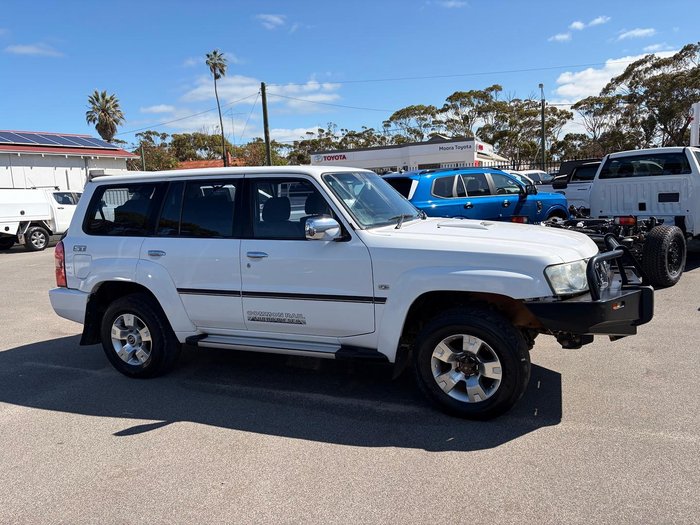 2013 Nissan Patrol