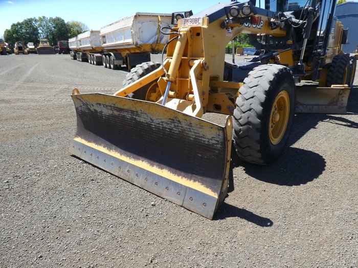 2018 John Deere 670GP