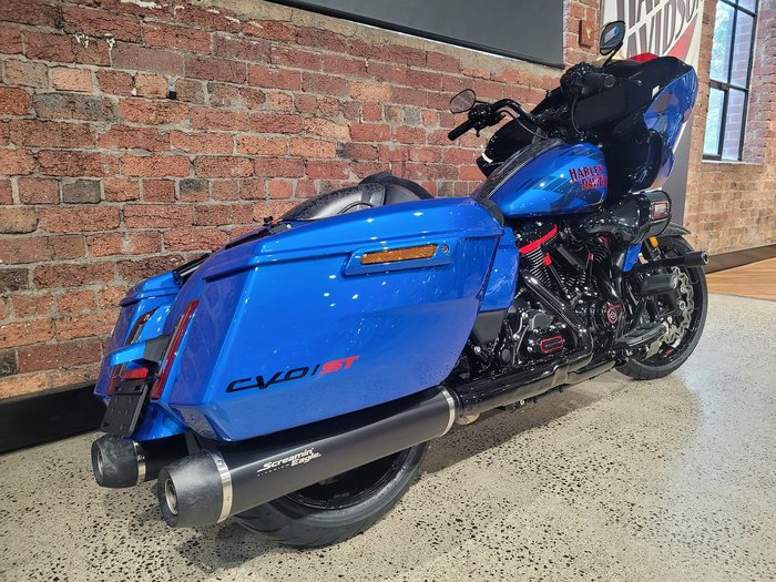 2026 Harley-Davidson CVO Road Glide ST 121 (FLTRXSTSE)