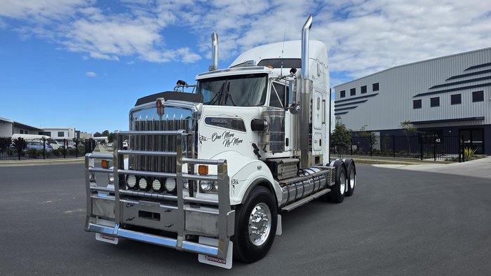 2021 Kenworth T909