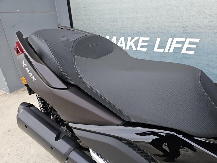 2024 Yamaha XMAX 300 V2 XMAX Red