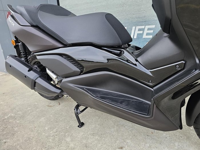 2024 Yamaha XMAX 300 V2 XMAX Red