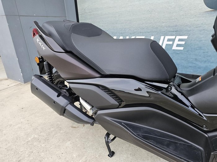 2024 Yamaha XMAX 300 V2 XMAX Red