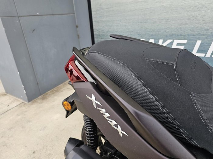 2024 Yamaha XMAX 300 V2 XMAX Red