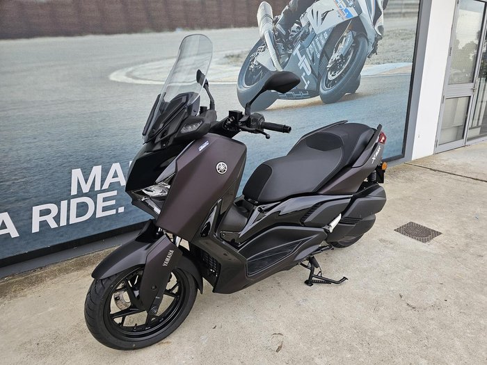 2024 Yamaha XMAX 300 V2 XMAX Red