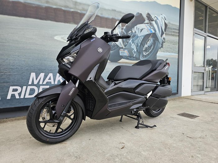 2024 Yamaha XMAX 300 V2 XMAX Red