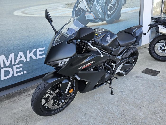 2025 Honda CBR650R E-Clutch CBR 650 Black