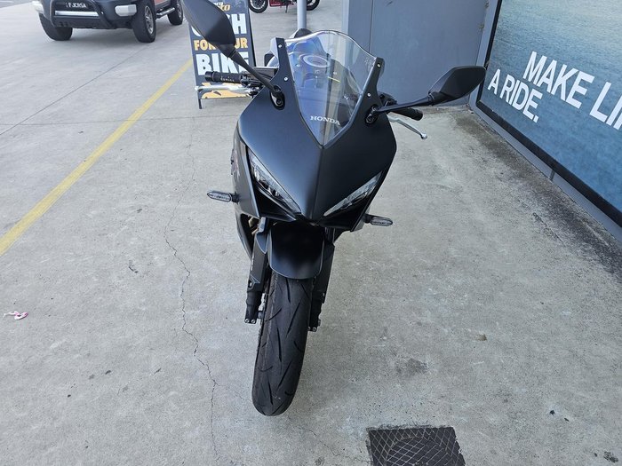 2025 Honda CBR650R E-Clutch CBR 650 Black