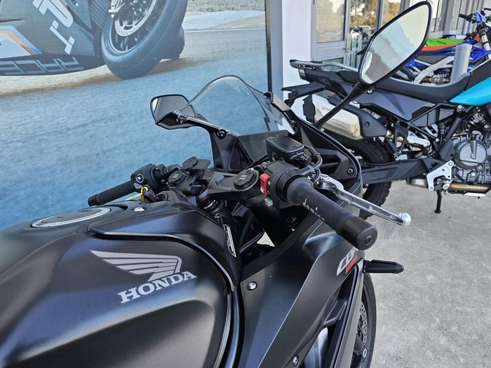 2025 Honda CBR650R E-Clutch CBR 650 Black