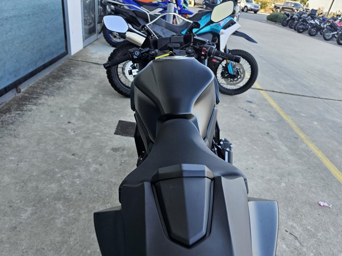 2025 Honda CBR650R E-Clutch CBR 650 Black