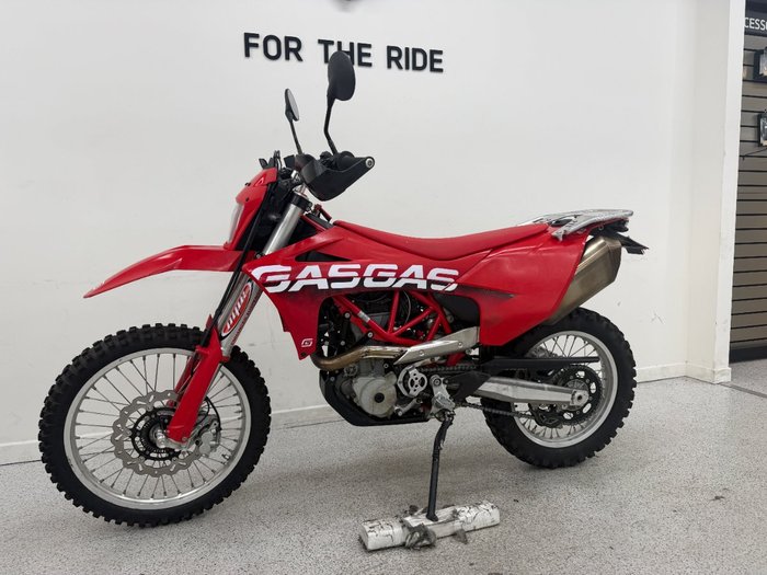 2022 GASGAS ES700 Red