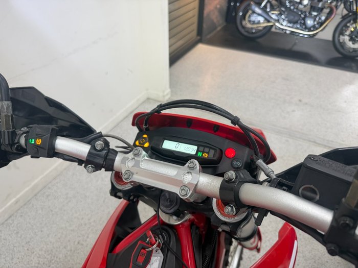 2022 GASGAS ES700 Red
