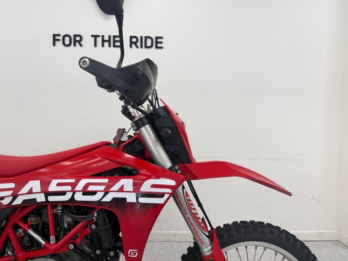 2022 GASGAS ES700 Red