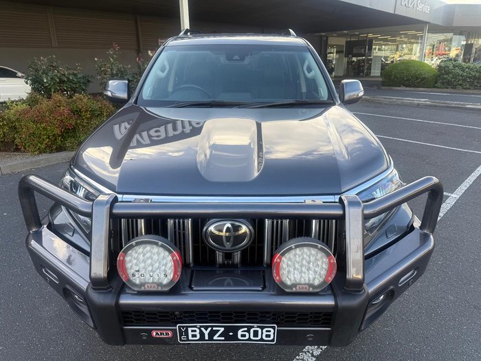 2022 Toyota Landcruiser Prado VX
