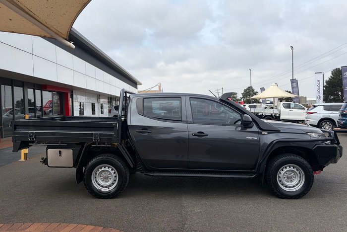 2019 Mitsubishi Triton GLX ADAS