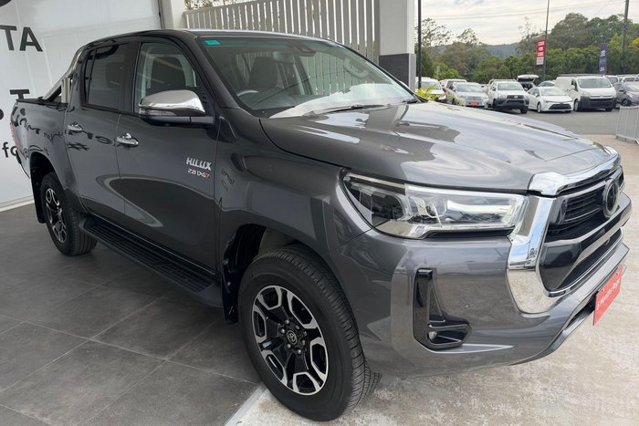 2023 Toyota Hilux SR5