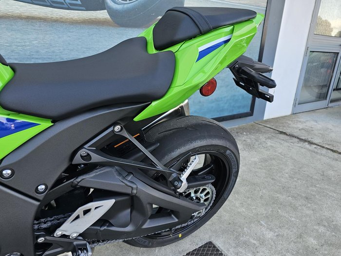 2026 Kawasaki Ninja ZX-10R ABS Ninja Green