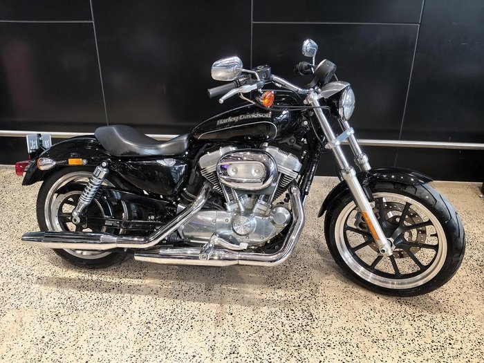 2015 Harley-Davidson SuperLow 883 (XL883L)