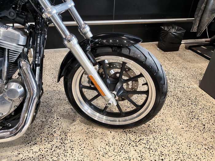 2015 Harley-Davidson SuperLow 883 (XL883L)