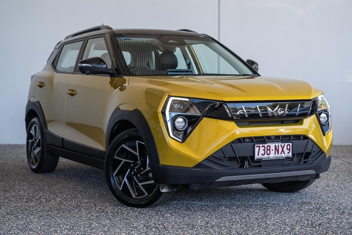 2025 Mahindra XUV3XO