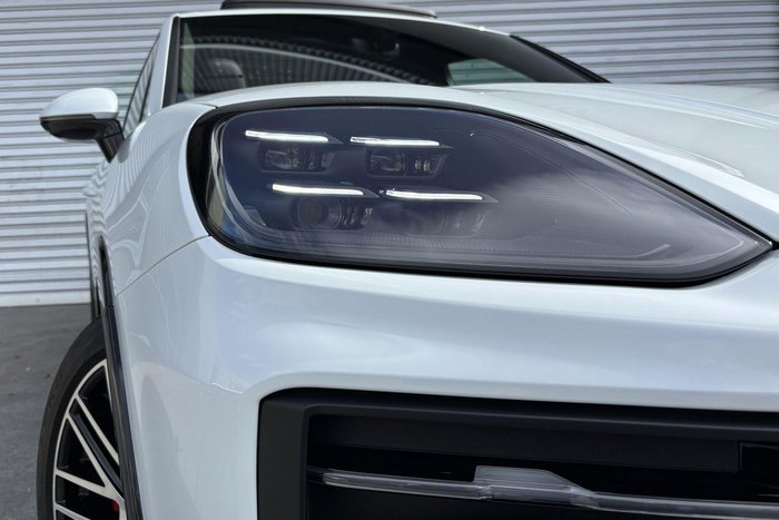 2024 Porsche Cayenne GTS
