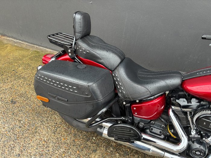 2018 HARLEY-DAVIDSON FLHCS HERITAGE CLC S 114 SOLID RED