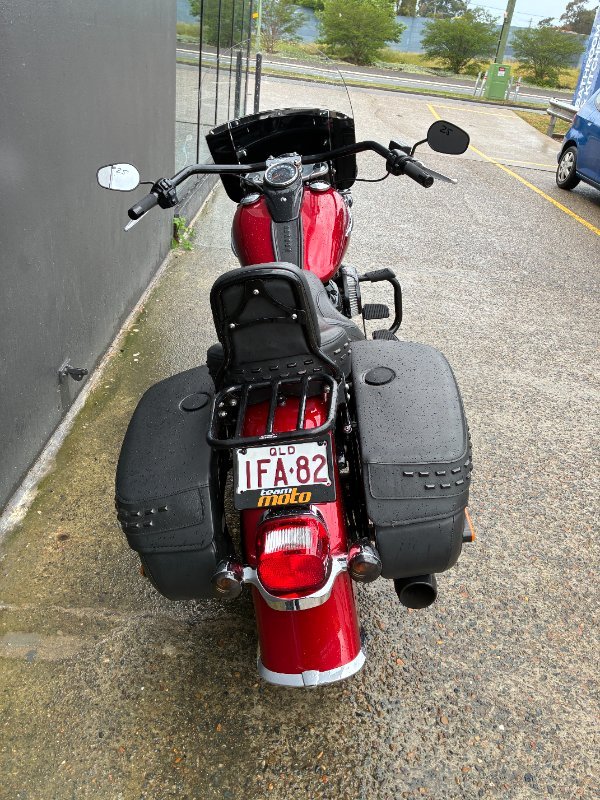 2018 HARLEY-DAVIDSON FLHCS HERITAGE CLC S 114 SOLID RED