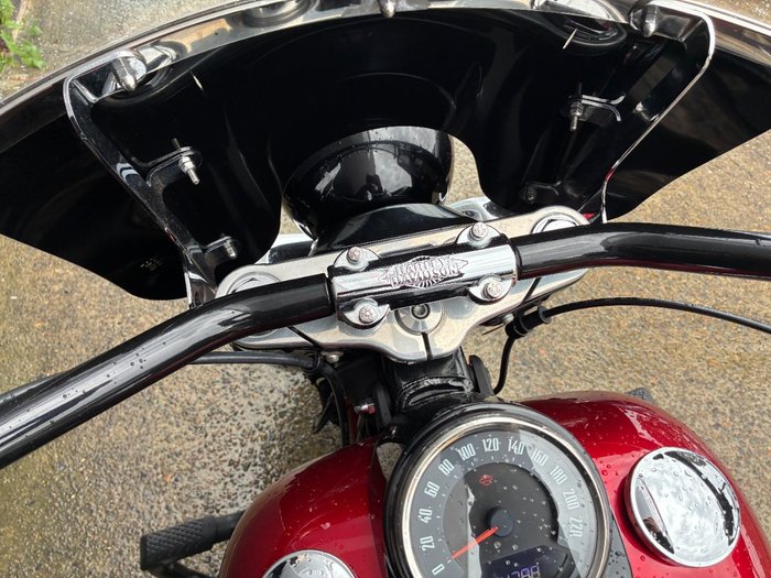 2018 HARLEY-DAVIDSON FLHCS HERITAGE CLC S 114 SOLID RED