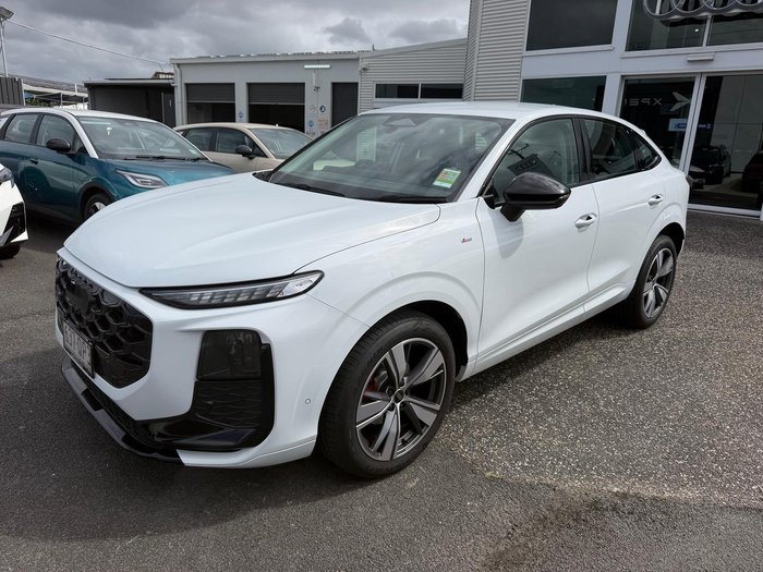 2025 Audi Q3 TFSI 110kW Launch Edition