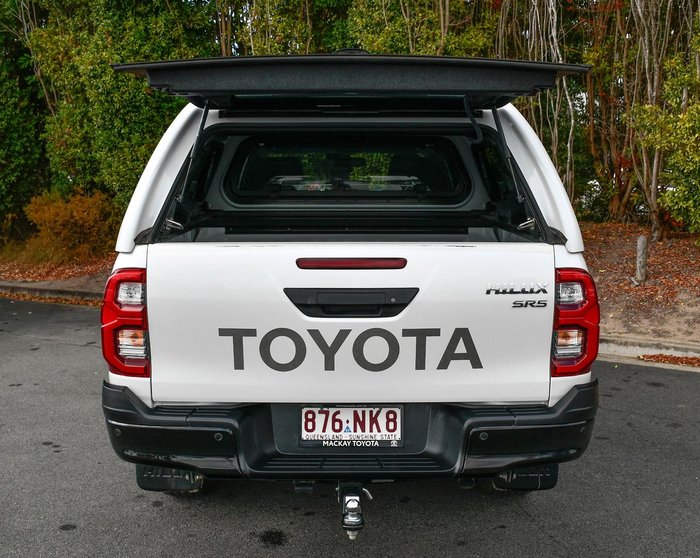 2025 Toyota Hilux SR5 48V