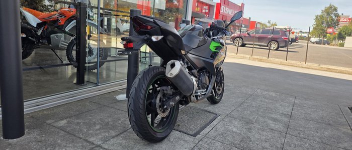 2023 Kawasaki Ninja 400 (EX400G) Ninja Black
