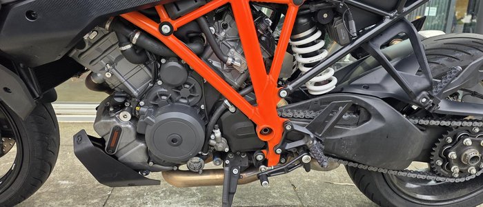 2024 KTM 1290 Super Duke GT Super Duke Orange