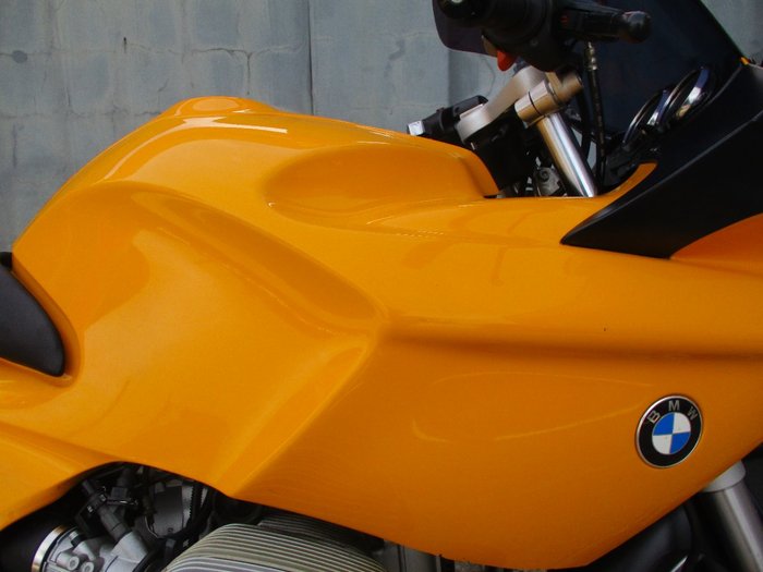 1998 BMW Motorrad R1100S YELLOW