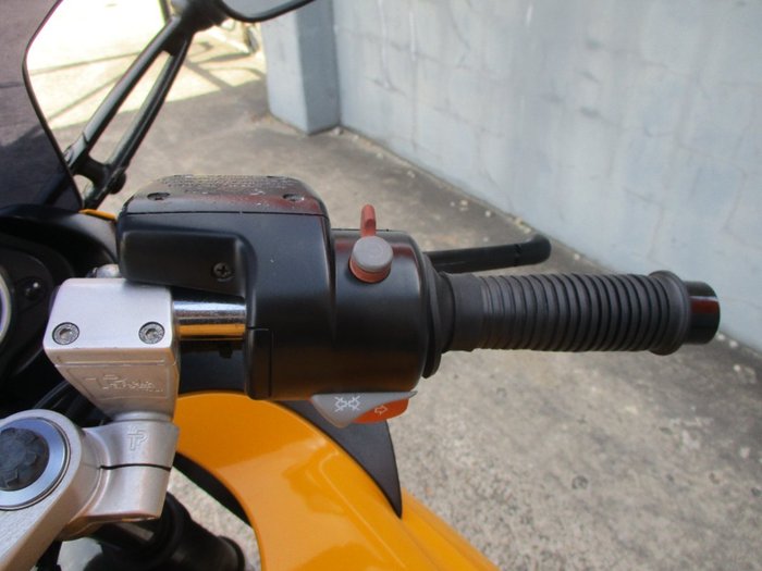 1998 BMW Motorrad R1100S YELLOW