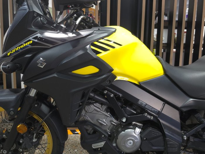 2018 Suzuki DL650 V-STROM YELLOW
