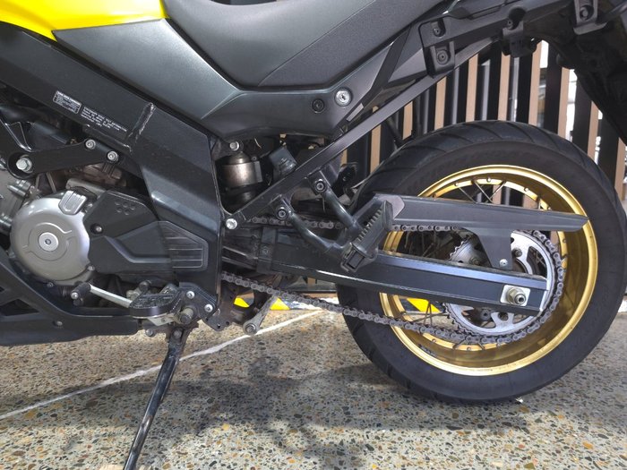 2018 Suzuki DL650 V-STROM YELLOW