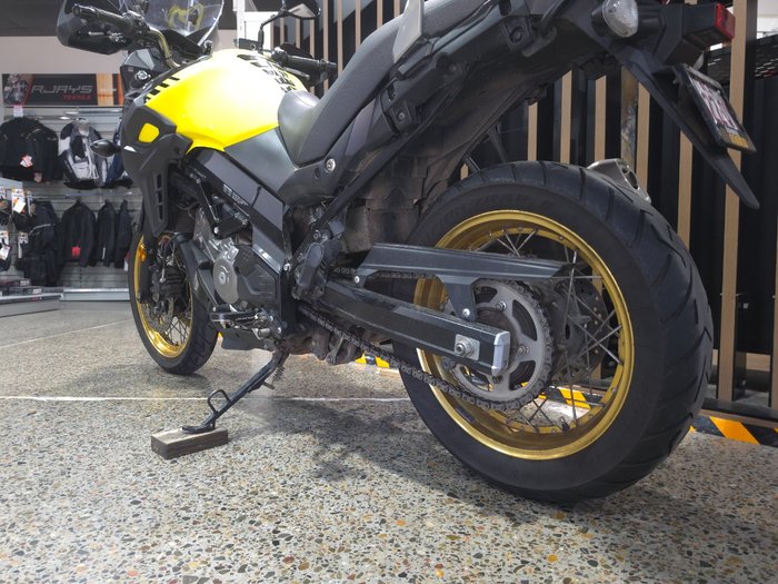 2018 Suzuki DL650 V-STROM YELLOW