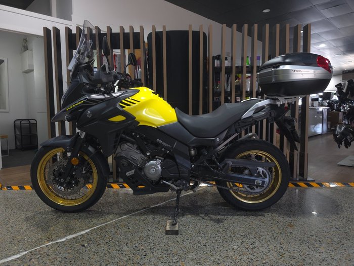 2018 Suzuki DL650 V-STROM YELLOW