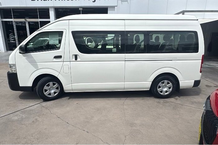 2018 Toyota Hiace Commuter