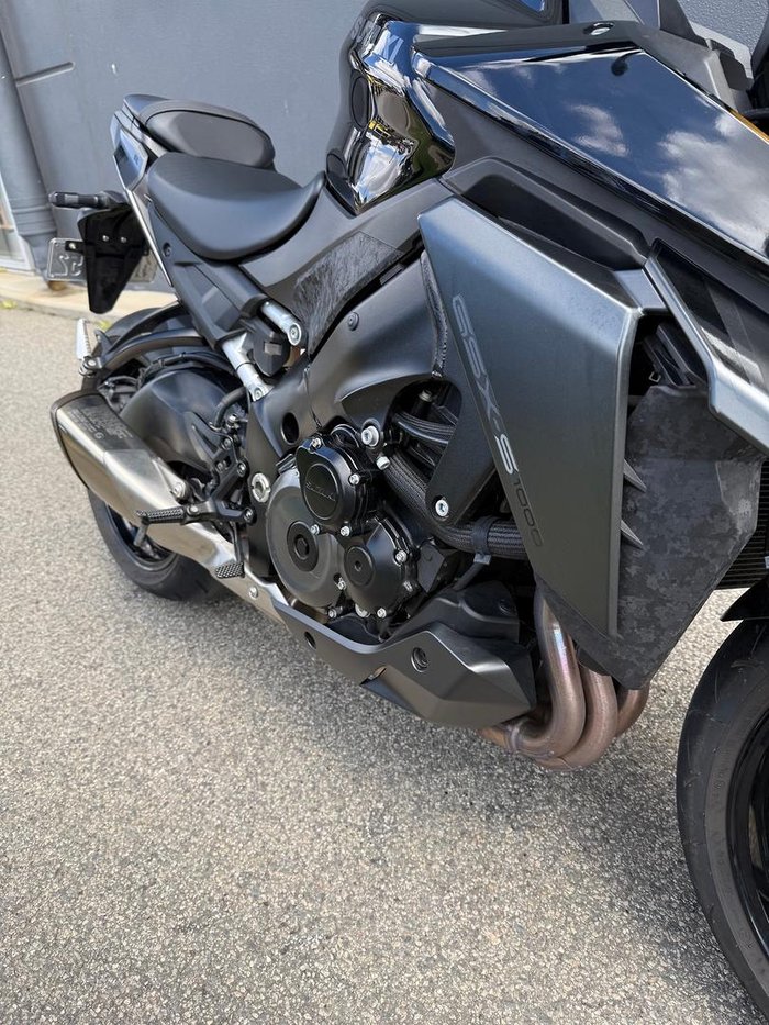 2021 Suzuki GSX-S1000