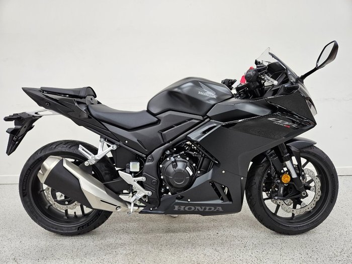 2026 Honda CBR500RA (ABS) LAMS Black