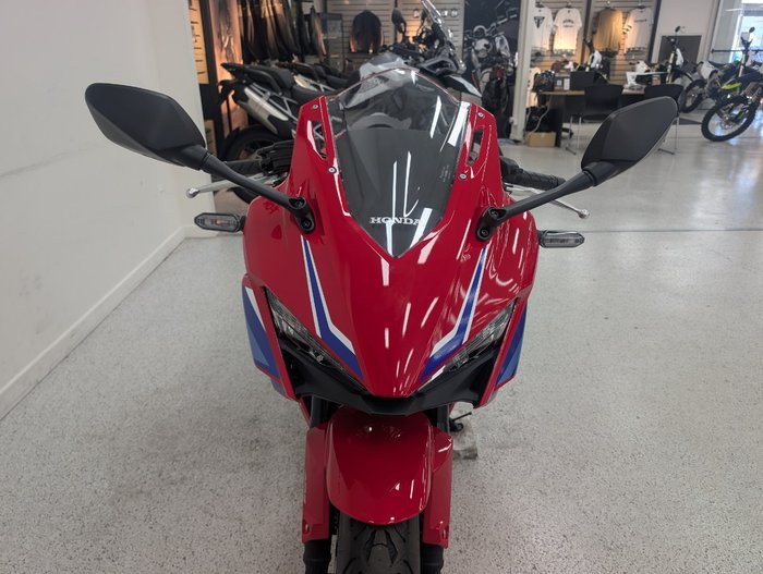2026 Honda CBR500RA (ABS) LAMS Red