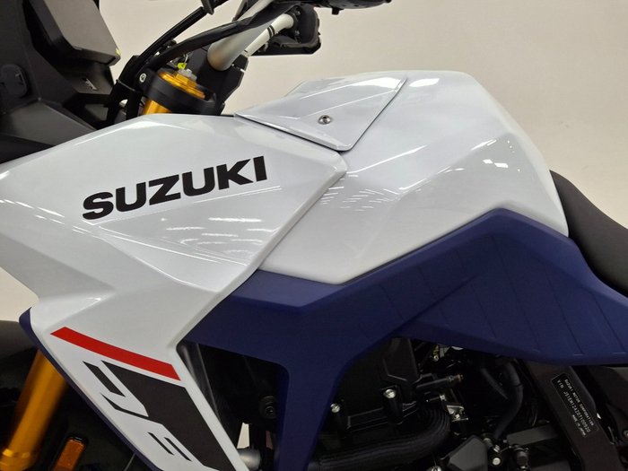 2026 Suzuki V-STROM 800 (DL800RQ) White