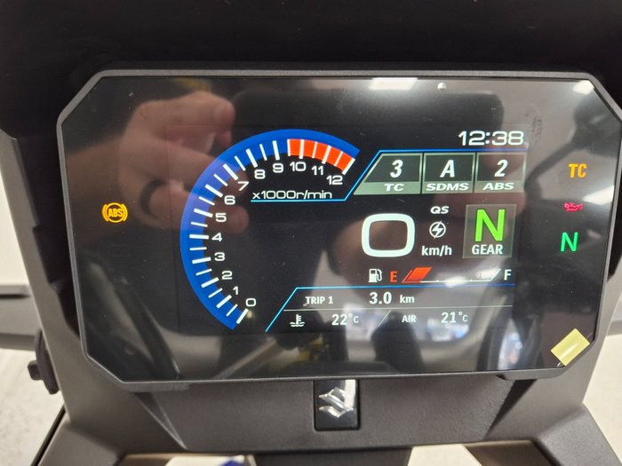 2026 Suzuki V-STROM 800 (DL800RQ) White