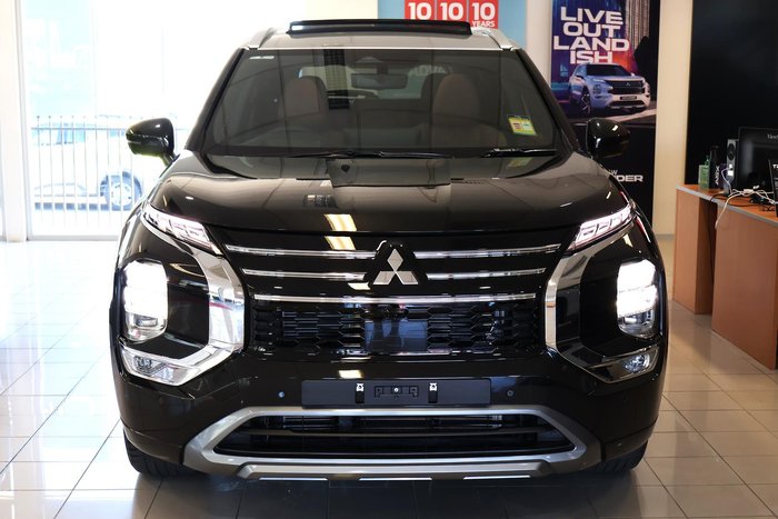2026 Mitsubishi Outlander Exceed Tourer