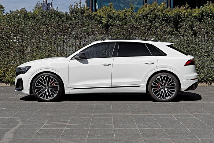 2025 Audi SQ8 TFSI